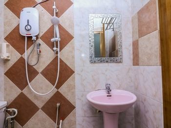 Oyo 1230 Zen Zeng Budget Hotel